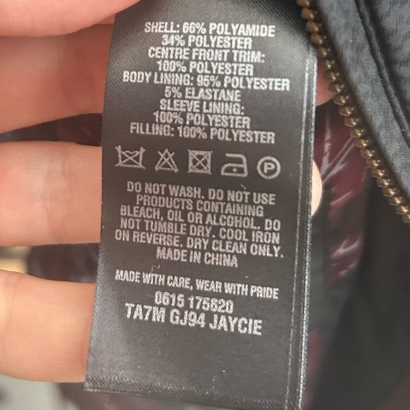 Ted Baker Grey Jaycie Padded Jacket, size Ted 6 (XXL) - Picture 9 of 9